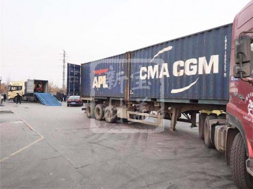 電纜支架隧道蓋板裝車(chē)